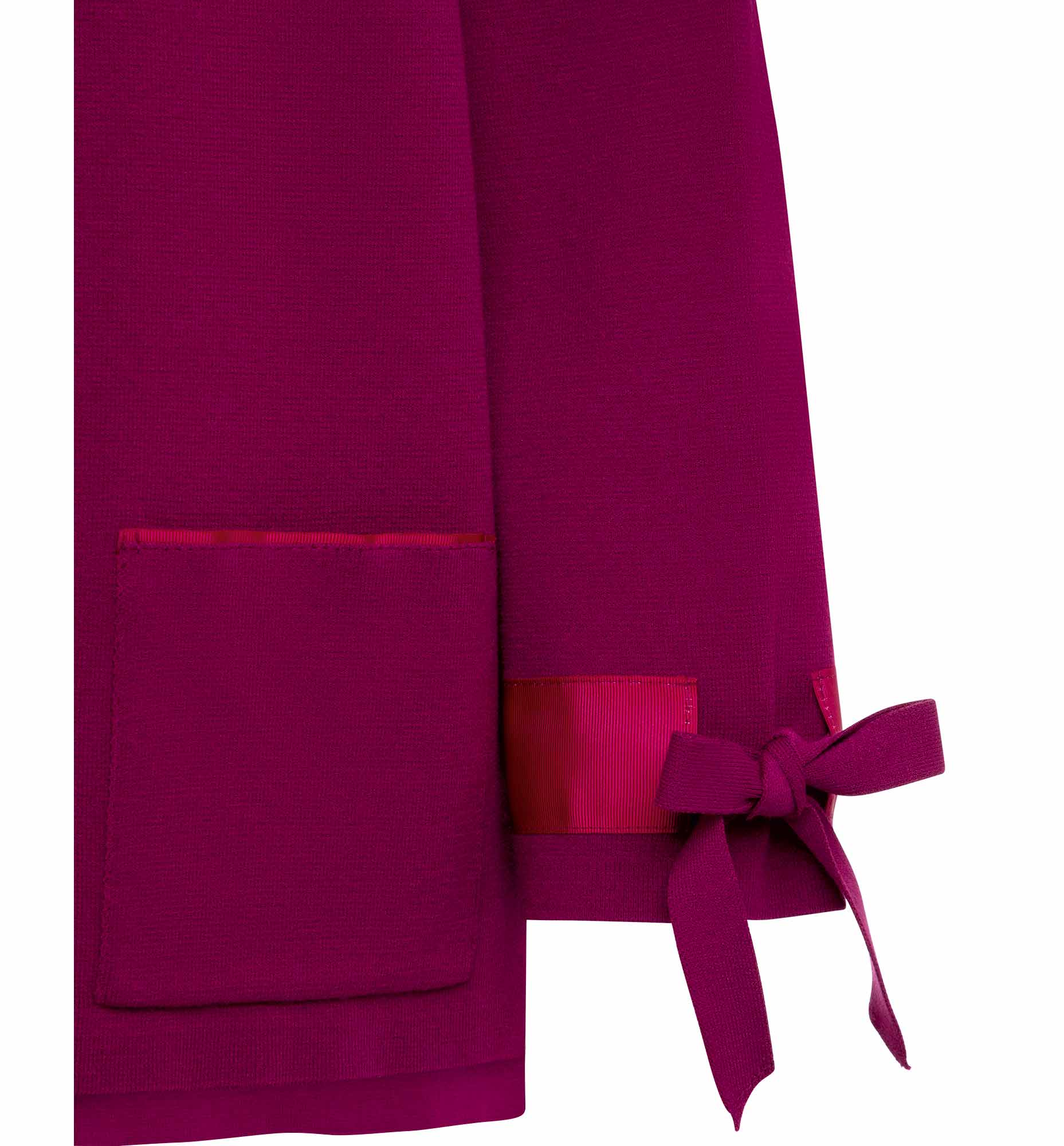 182-127-HETTI-cassis-front-web