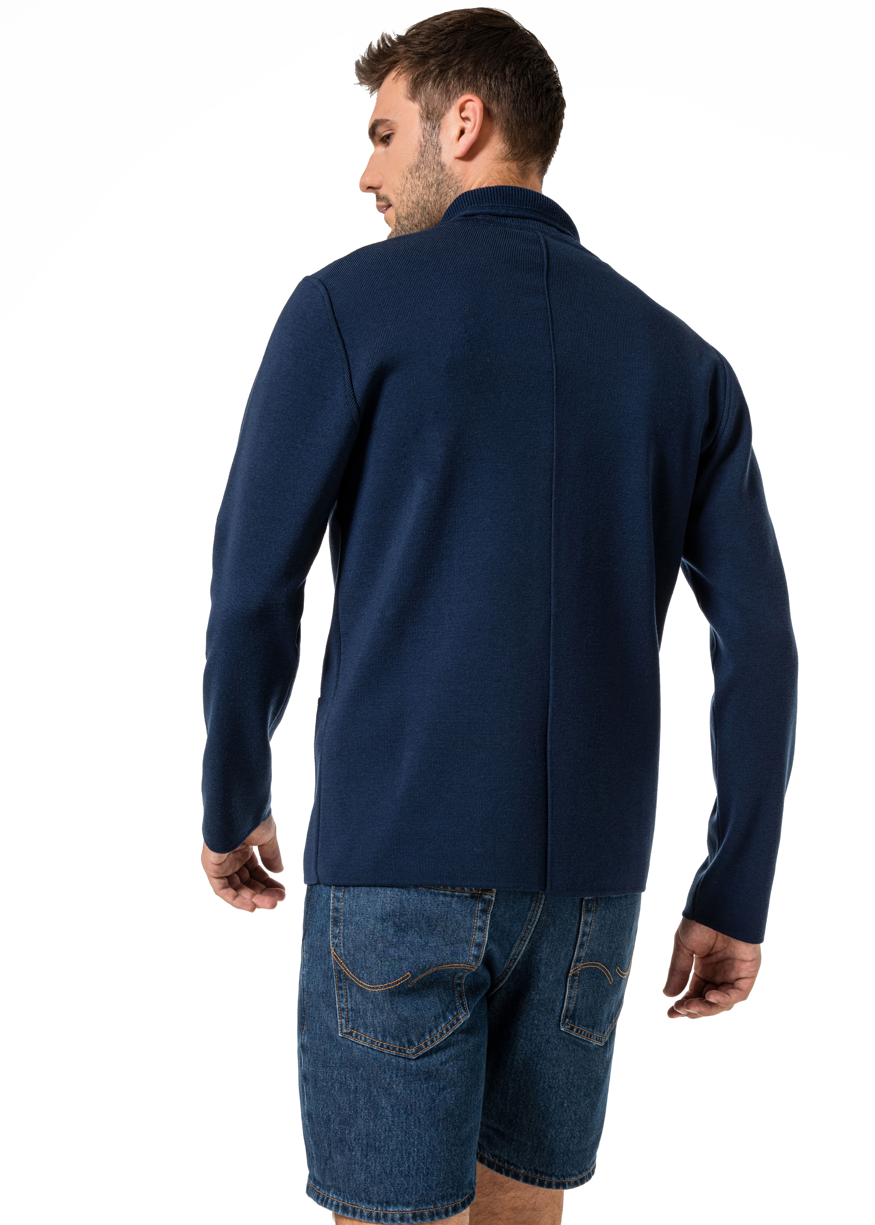 2202-101-MANUEL-Tinte-Model-3-web