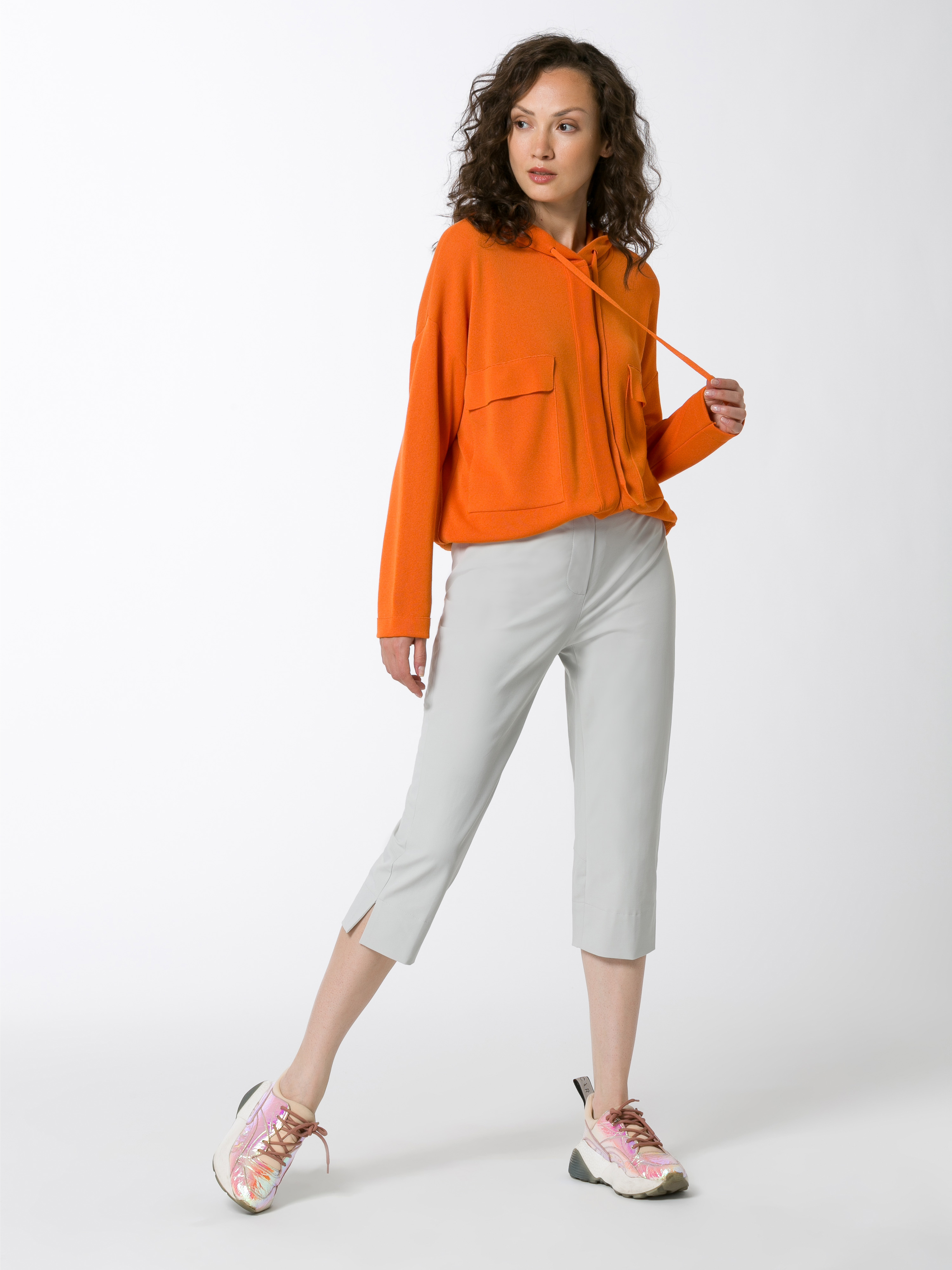 1231-201-VALETTA-orange-model