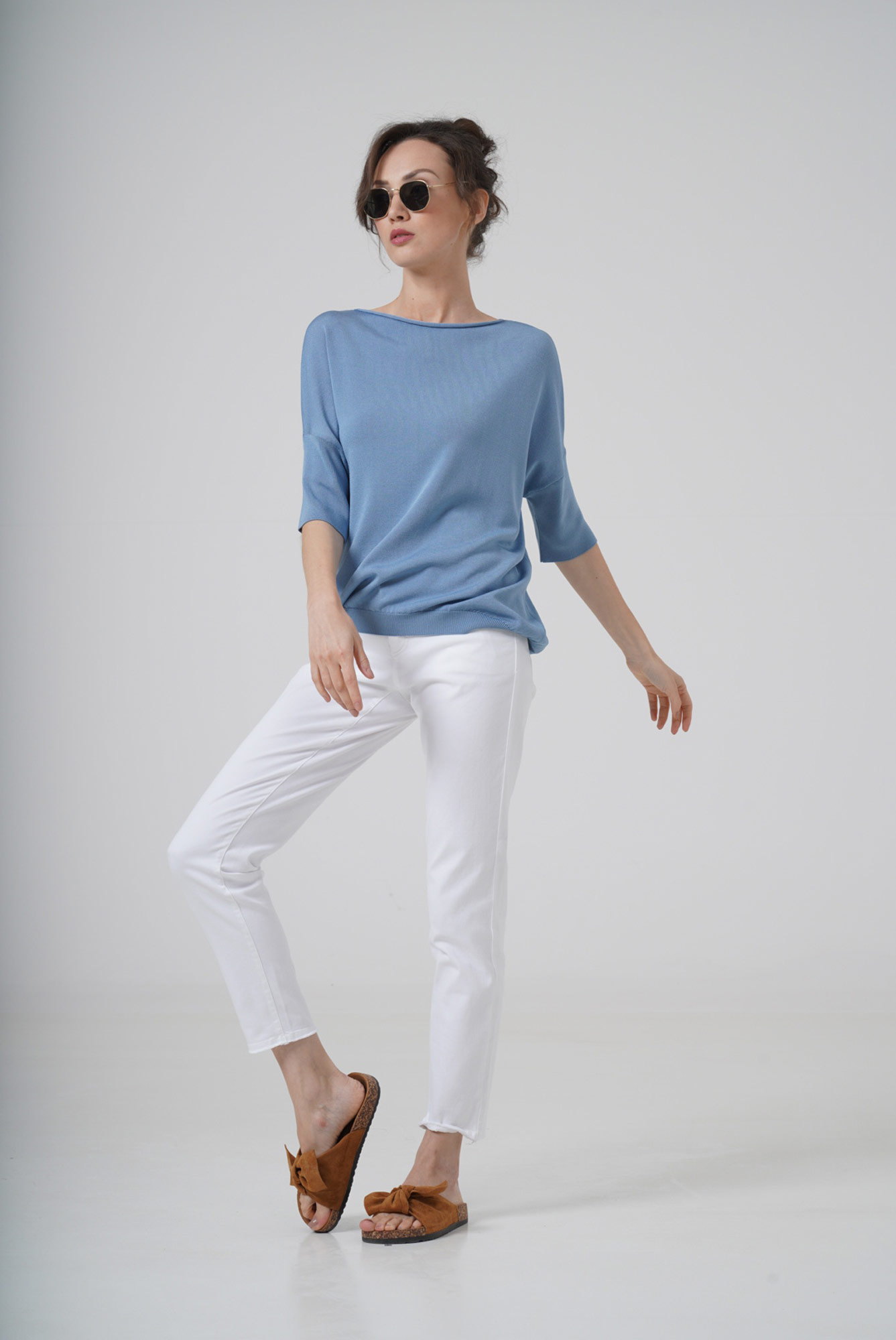 1211-103-TOY-rauchblau-model